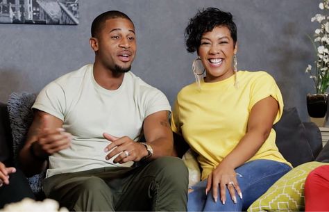 Social media influencers and married couple Khadeen & Devale Ellis discuss hot topics with other couples. Devale Ellis, Wellness Influencer, Working As A Team, Ace Hood, Conversation Topics, After Eight, Hot Topics, Social Media Influencer, Married Couple