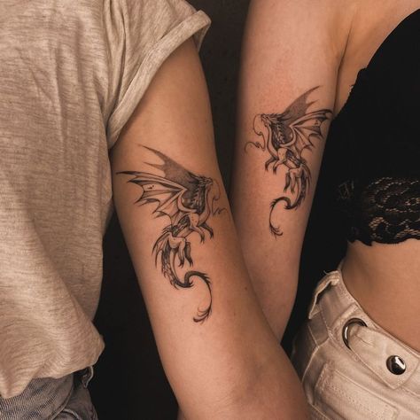 Matching Tattoos Dragon, Dragon Matching Tattoos, Matching Dragon Tattoos, Twin Tattoos, Bookish Tattoos, Dragon Tattoo For Women, Couples Tattoo Designs, Bff Tattoos, Matching Tattoo