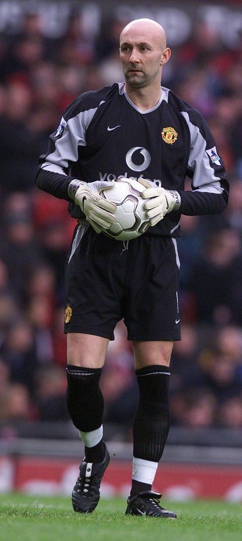 Fabien Barthez, Manchester United Football Club, Manchester United Football, Football Club, Manchester United, Manchester, The Unit, Football, Sports