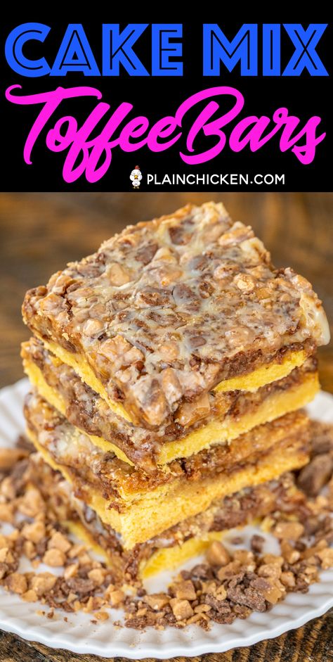 Cake Mix Toffee Bars - only 5 ingredients!! Cake mix, eggs, butter, toffee bits and sweetened condensed milk. I took these to a party and they were gone in minutes! I always double the recipe now because everyone goes crazy over this easy dessert!! These are best if you make them the day before and refrigerate overnight. Great for parties, tailgating and your holiday cookie tray. YUM! #dessert #toffee #cakemix Cake 9x13, Cake Mix Bars, Science Logo, Cake Mix Cookie Bars, Starfleet Academy, Cake Mix Desserts, Delish Desserts, Toffee Bars, Caramel Bars