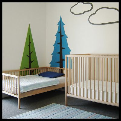 IKEA Crib Hack - Sniglar crib. Just chop the railings in half to lower! Ikea Crib Hack, Sniglar Crib, Ikea Toddler Bed, Ikea Sniglar Crib, Ikea Crib, Diy Toddler Bed, Toddler Bed Boy, Baby Crib Diy, Diy Crib