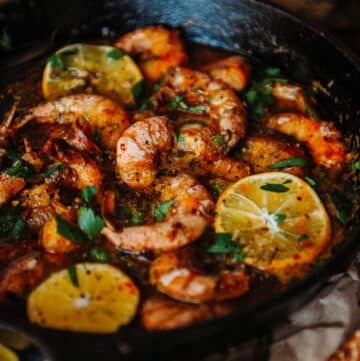 Restaurant Shrimp Recipes, Barbecue Shrimp Recipe New Orleans, Barbecue Prawns, New Orleans Bbq Shrimp Recipe, Louisiana Bbq Shrimp, Black Pepper Shrimp, Bbq Shrimp Recipe, Louisiana Shrimp, New Orleans Bbq Shrimp