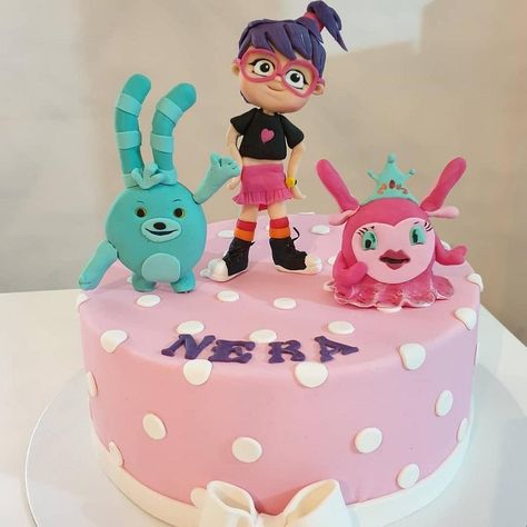 Abby Hatcher Birthday Cake, Abby Hatcher Birthday Party, Paris Birthday, Cake Cake, Girl Cakes, 1st Boy Birthday, Baby Party, 7th Birthday, Cupcakes Decoration