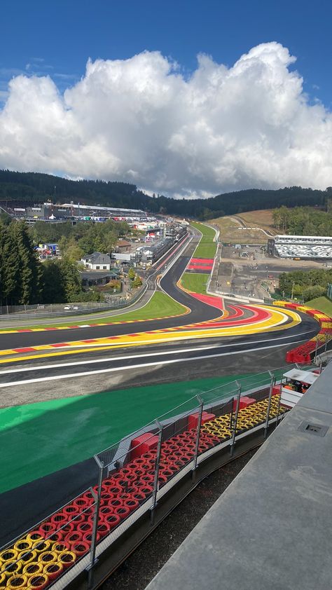 F1 Tracks, Spa Francorchamps, Racing Driver, Race Track, First World, Places Ive Been, Motorsport, Vision Board, Around The Worlds