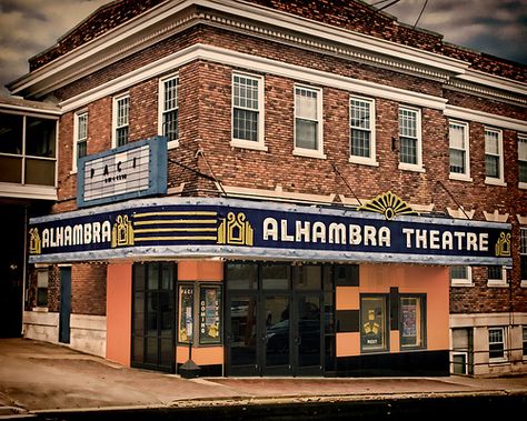 Hopkinsville Kentucky, Kentucky Girl, Movie Theatre, Classic Americana, My Old Kentucky Home, The Architect, Movie Theater, Vintage Signs, The Locals