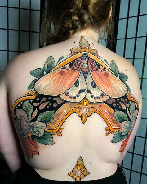 Nastia zlotin Tattoo on Instagram: "Another view on this wannado backpiece! 4 crazy sessions! And two more to go)🤞🏻💪🏻 Thank you Lea! You are so sweet but soooo tough! 🥹♥️  Done at @highcontrasttattoo" Floral Cover Up, Neotrad Back Tattoo, Art Nouveau Back Tattoo, Neo Traditional Back Tattoo, Neo Traditional Back Piece, Colorful Back Tattoo, Back Tattoo Floral, Tattoo Aesthetics, Traditional Back Tattoo