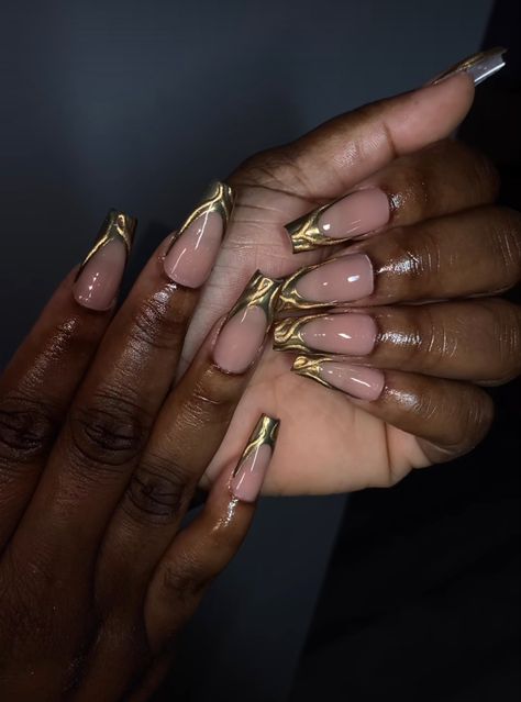 Foil Strip Nail Art, Gold Chrome Nails Coffin, Gold Accent Acrylic Nails, Gold Chrome Nails Designs Almond, Gold Chrome Tips Nails, Copper Acrylic Nails, Gold Nails Ideas Short, Gold Chrome Nails Designs, Birthday Wigs