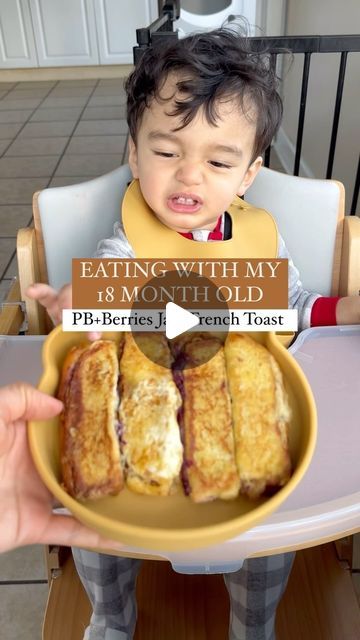 Monnatcha Hood on Instagram: "🥜🫐🍓🍞" 17 Month Old Food Ideas, Breakfast For 1 Year Baby, Toddler Breakfast Ideas, Weaning Ideas, 1 Year Baby, Toddler Breakfast, Really Good Comebacks, Baby Eating, Led Weaning