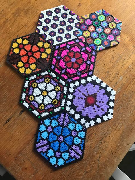 Stained Glass Perler Bead Patterns, Useful Perler Bead Projects, Perler Bead Frame Pattern, Hexagon Perler Bead Patterns, Hama Coaster, Perler Bead Coasters, Perler Coasters, Hama Art, Christmas Perler Beads