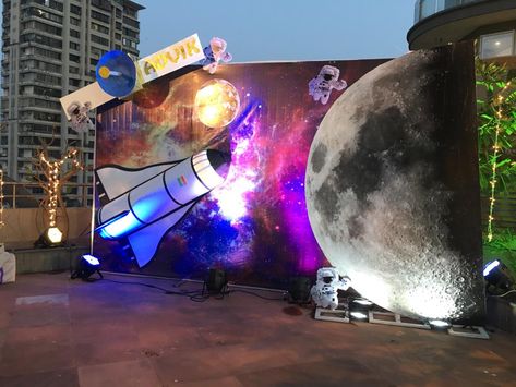 Space Theme Backdrop, Astronaut Backdrop, Universe Decor, Galaxy Event, Space Theme Decor, Space Theme Decorations, Science Exhibition Ideas, Space Backdrop, College Event