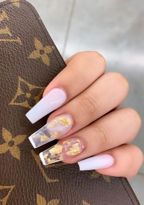 Encapsulated Nails White, Acrylic Nails Coffin Gold Flakes, White Acrylic Nails With Gold Flakes, Simple Encapsulated Nails, Gold Flake Nails White, Almond Nails With Foil Flakes, Clear With Gold Nails, Gel X Nails Encapsulated, White And Gold Flakes Nails