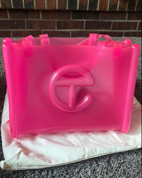 Melissa x Telfar Pink Vibes, Pretty Bags, Cute Purses, Girl Outfits, Bag Lady, Pink, Quick Saves