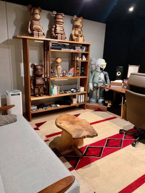 Twitter || #Namjoon  #RM #Rkive Studio Room, Room Tour, Rap Monster, 인테리어 디자인, Corner Bookcase, Room Inspo, Kim Namjoon, Interior Exterior, Entryway Tables