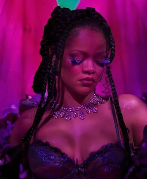 Rihanna Gif, Berry Lipstick, Rihanna Outfits, Rihanna Fenty, Savage X Fenty, Amazon Prime Video, Fenty Beauty, Cute Gif, Lingerie Fashion