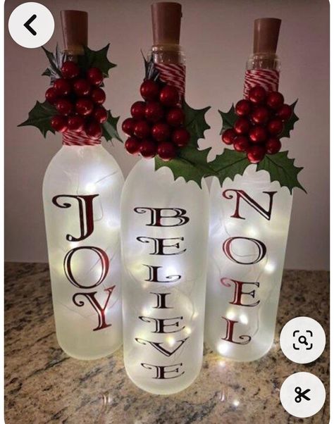 Diy Projects With Wine Bottles, Wine Bottles With Lights, Christmas Wine Bottle Crafts Diy, Christmas Lights Bottle, Decorated Wine Bottles, Wine Bottle Christmas Decorations, Christmas Bottles, Artsy Projects, Wine Bottle Crafts Christmas