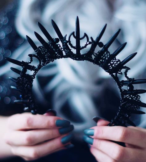 Black lace  This one is sold out but if you are interested in similar witchy style spiky headpiece - DM me to arrange a custom request  . #black #blackcrown #lace #withcesofinstagram #witchyjewelry #withcraft #blackmagic #wicca #witchdiva #diva #headpiece #crown #mooncrown #celestialart #headcouture #headdress #crystalsofinstagram #MOONDOME_crown Magical Outfits, Witchy Accessories, Bridal Hairpieces, Witchy Style, Bridal Tiaras, Witchy Aesthetic, Crowns And Tiaras, Black Crown, Witchy Fashion