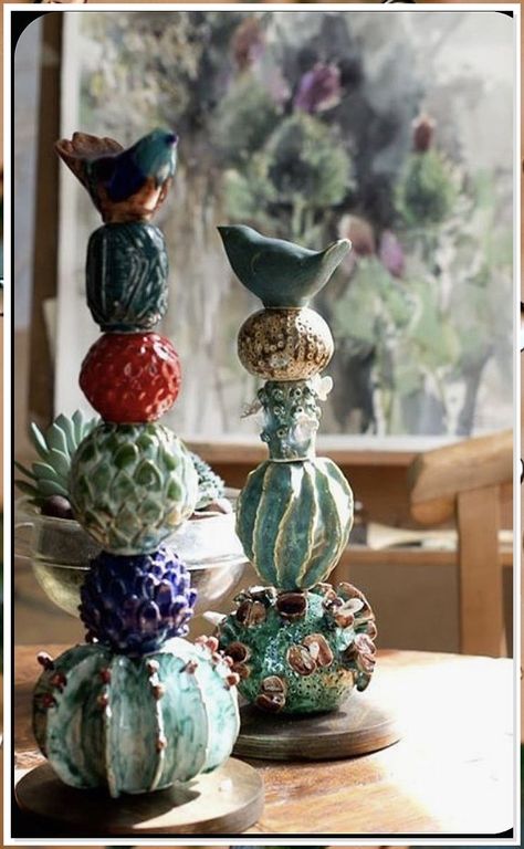 Whether you prefer traditional or trendy designs, garden pottery sculptures complement any style of garden. Amazon Garden, Oversized Wall Decor, Cactus Ceramic, Sculpture Inspiration, Ceramic Art Sculpture, Garden Totems, Go Big Or Go Home, Dark Kitchen, Pottery Handbuilding