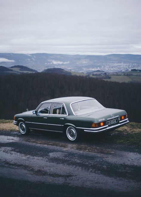 W116 - Mercedes-Benz 280 SE - The Best or Nothing...😍 - The One and Only...😍 - The Unforgettable...😘 - 🇨🇦😁 Mercedes Benz Old Cars, Classic Cars Mercedes, Mercedes Old Car, Old Benz, Old Mercedes Benz, Mercedes Classic Cars, Classic Mercedes Benz, Mustang Car Aesthetic, Mercedes Benz W123