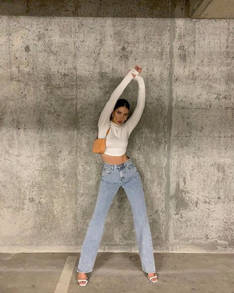 IVONA ZUPET on Instagram: “While other people are on their second holiday this year, I’m in my garage doing photoshoot... 💪🏼 Wearing top @runawaythelabel / Discount…” White Turtle Neck Outfit, Ivona Zupet, White Turtle Neck, Blue Jean Outfits, Foto Poses, Outfit Look, Basic Outfits, Looks Style, Types Of Fashion Styles