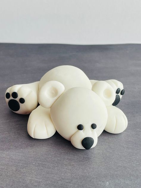 Animals Cake, Clay Bear, Bear Cake Topper, Sugar Bears, Fondant Animals, Diy Air Dry Clay, Air Dry Clay Projects, Clay Crafts Air Dry, Fondant Toppers