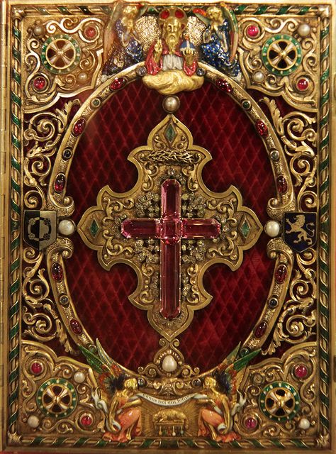 Gothic revival book cover (?) | by Kotomi_ Medieval Books, Art Sacre, Ancient Books, Vintage Book Covers, Book Of Hours, Beautiful Book Covers, Bible Covers, Gold And Red, Book Cover Art