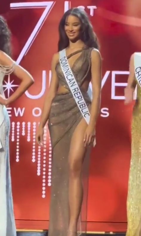 Miss universe Dominican republic rehearsal gown Miss Dominican Republic 2023, Dominican Republic Miss Universe, Miss Dominican Republic, Miss Universe Dresses, Miss Universe Gowns, Civil Wedding Dresses, Glamour Dress, Rehearsal Dress, Miss Universe