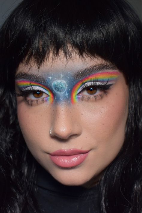 Pink Floyd Nails, Makeup Graphic Liner, Lashes Ideas, Summer Eyeshadow, Drag Make-up, Graphic Makeup, Graphic Eyeliner, Best Eyeshadow, Graphic Liner