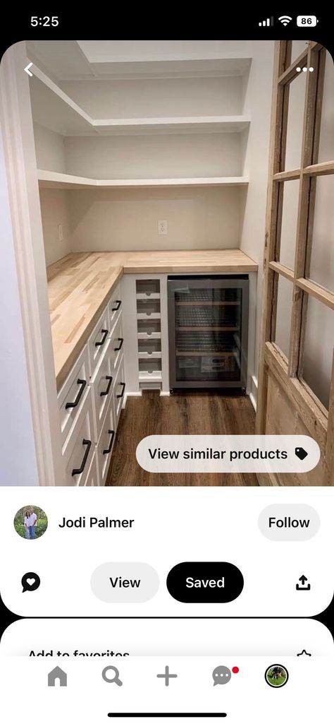 Butlers Pantry Small Appliances, Mini Fridge In Pantry, Window In Pantry, Laundry Room Butlers Pantry Combo, Mini Butlers Pantry, Pantry Layouts, Pantry Counter, Small Walk In Pantry, Barndo Plans