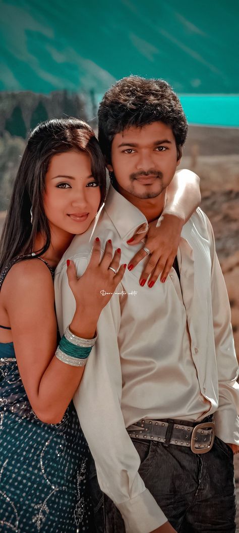 Kuruvi vijay Trisha hd photo 🤍 Vijay Trisha, Trisha Actress, Couples Pic, Romantic Couple Images, Thalapathy Vijay, New Photos Hd, Phone Wallpaper Pink, Wallpaper Pink, Phone Wallpaper Design