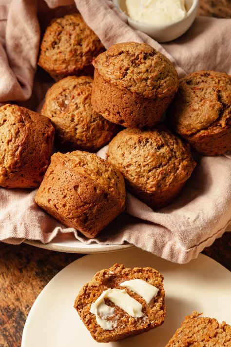 Moist Vegan Carrot Muffins Vegan Carrot Muffins, Vegan Breakfast Muffins, Carrot Muffins, Sweet Muffin, Vegan Treats, Vegan Breakfast Recipes, Breakfast Treats, Vegan Butter, Vegan Baking