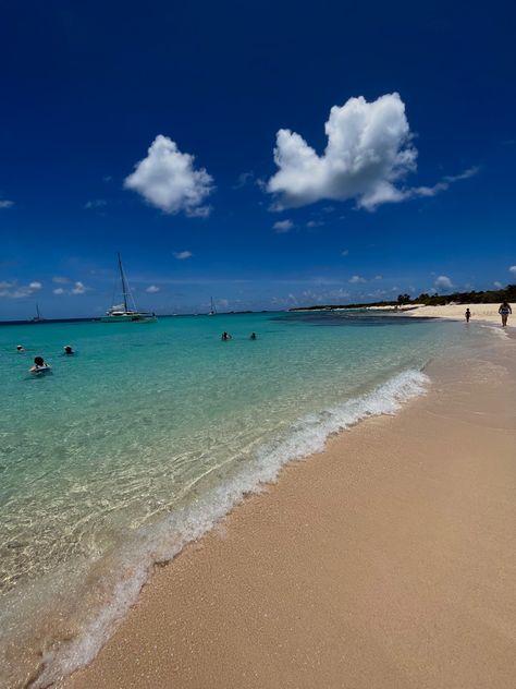 Puerto Rico Beach, Puerto Rico Beaches, Puerto Rico Vacation, Beige Wallpaper, Fountain Of Youth, Paradise Island, Puerto Rican, Travel Ideas, Spring Break