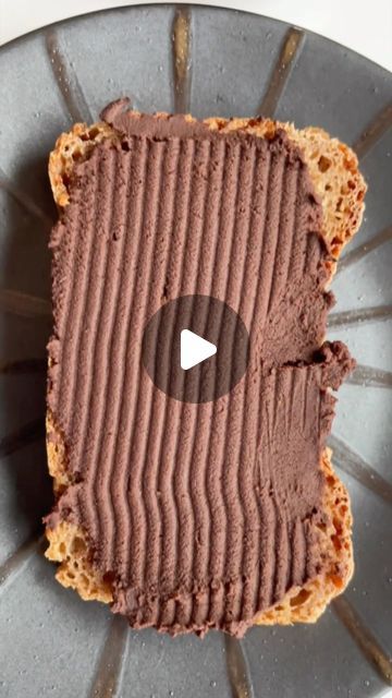 Dessert With Chickpeas, Chickpeas Nutella, Chickpea Nutella Recipe, Chickpea Chocolate Spread, Chickpeas Dessert, Chickpea Nutella, Chickpea Desserts, Recipes With Dates, Recipe Chickpeas