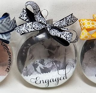 Printing On Acetate, Ornaments Cricut, Cricut Ornaments, Military Ornaments, Genealogy Gifts, Floating Ornaments, Unicorn Ornaments, Cricut Tips, Cricut Christmas