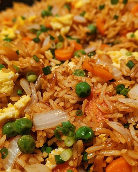 Restaurant Fried Rice, Benihana Fried Rice, Make Fried Rice, Homemade Chinese, Homemade Chinese Food, Making Fried Rice, Tender Steak, Long Grain Rice, Sriracha Sauce