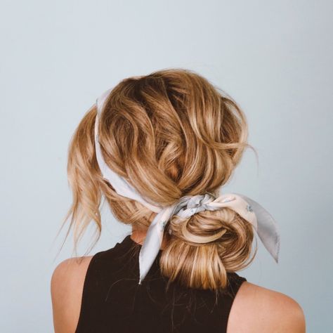 Hair With Scarf, Scarf Hacks, Voluminous Ponytail, Textured Lob, Work Hair, Cute Scarf, Scarf Ideas, Fall Hairstyles, Best Hair Care Products