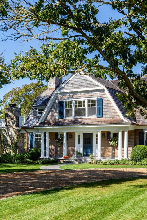 Turkey Land Overlook - Patrick Ahearn Architect Dutch Colonial Cedar Shake, Dutch Colonial Homes Exterior, Hampton Exterior, Dutch Colonial Exterior, Whimsical Interior, Gambrel Exterior, Dutch Farmhouse, Colonial Renovation, Nantucket Style Homes