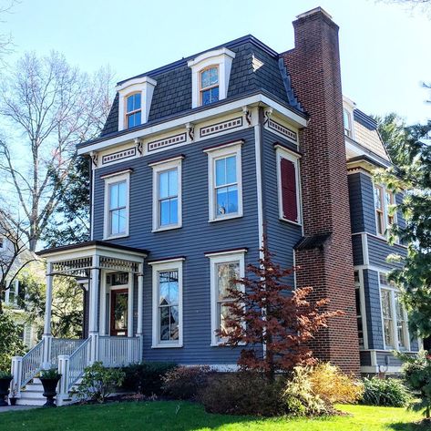 Drop-dead gorgeous colonial with a mansard roof in Cranford French Roof, Purple Houses, Victorian Exterior, Older Homes, Mansard Roof, Roof Shapes, Roof Architecture, Dormer Windows, Hip Roof