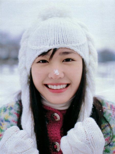 Aragaki Yui Top 10: The Most Beautiful Japanese Actresses 일본 패션, 얼짱 소녀, Smile Girl, 여자 패션, Japan Fashion, Japanese Women, Famous Celebrities, Cute Woman, Ulzzang Girl