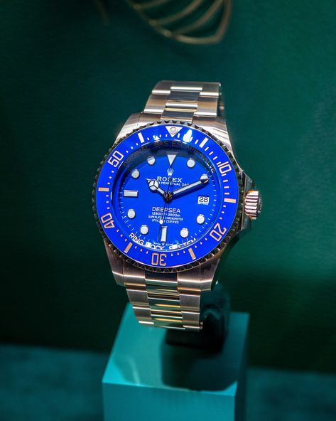 This Big Guy💙 stole the show! What are your thoughts on the new All Gold Deep Sea? #136668 Share your thoughts in the comments below! 👇🤔
.
Customize your Rolex at www.everestbands.com 
.⁠⁠⁠
.⁠⁠⁠
.⁠⁠⁠
#Rolexwatches #Rolex #Submariner #DeepSea #rolexgmt #gmtmaster2 #everestbands #watchesandwonder Rolex Deepsea, Gmt Master 2, Big Guy, Rolex Gmt, Rolex Submariner, Deep Sea, Rolex Watches, Rolex, Band