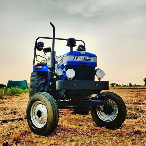 @sonalika_tractors_gadreta 👑 #sonalikatractors #sonalikatractorsgadreta #mehtatraders Sonalika Tractor, Krishna Photos, Hd Photos, Krishna, On Instagram, Quick Saves, Instagram