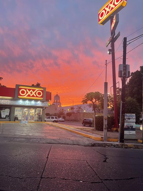 Mexican Streets Aesthetic, Mexican Street Aesthetic, Jalisco Wallpaper, Mexico Streets Aesthetic, Mexican Lifestyle Aesthetic, Guadalajara Mexico Aesthetic, Mexico Asthetic Picture, Jalisco Mexico Aesthetic, Mexican Asthetic Picture