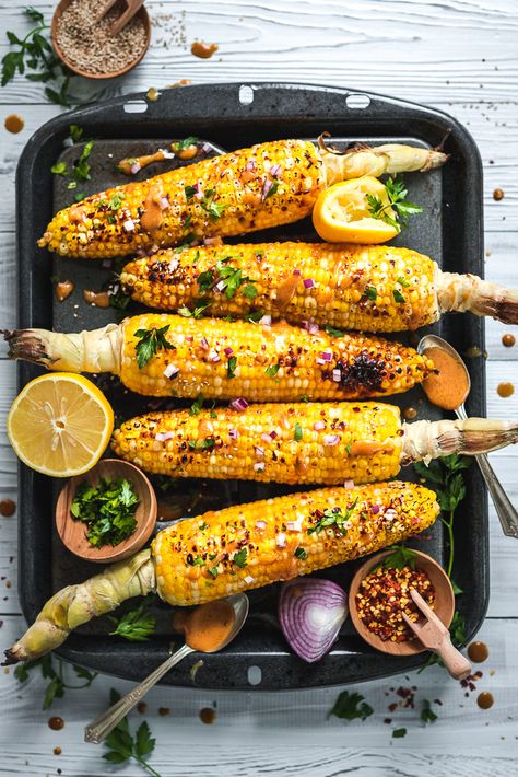 Miso Corn, Baked Corn On The Cob, Corn Aesthetic, Grilled Fruit Dessert, Corn Photography, Aesthetic Bbq, Bbq Aesthetic, Corn Grilled, Corn In The Oven