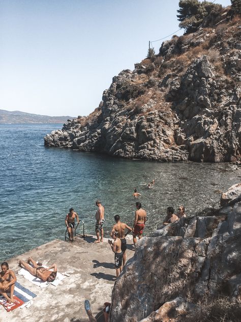 Hydra Greece Aesthetic, Backpack Europe Aesthetic, Backpacking Through Europe Aesthetic, Backpacking Aesthetic Europe, Backpacking Europe Aesthetic, Bucketlist Aesthetic, Travel Manifestation, Backpacking Aesthetic, Europe Backpacking