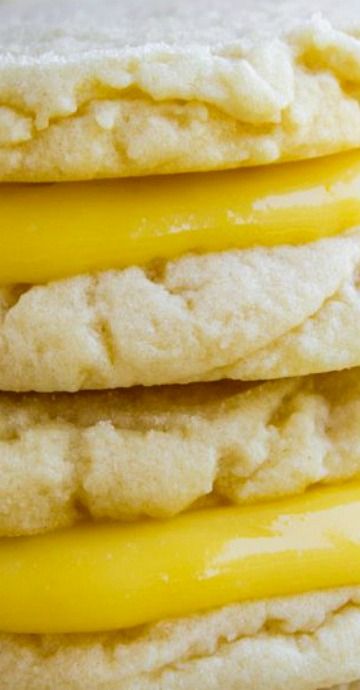 Lemon Curd Sugar Cookie Sandwiches #sugarcookies #lemon #lemoncurd #strawberry #cookiesandwich #sandwichcookie #nochill #noroll #easy #filling #soft #swig #swigcookies Sandwich Cookies Christmas, Swig Cookies, Curd Cookies, Cookie Sandwich Recipes, The Food Charlatan, Recipe Cookies, Cookie Sandwich, Sandwich Cookie, Cookie Sandwiches