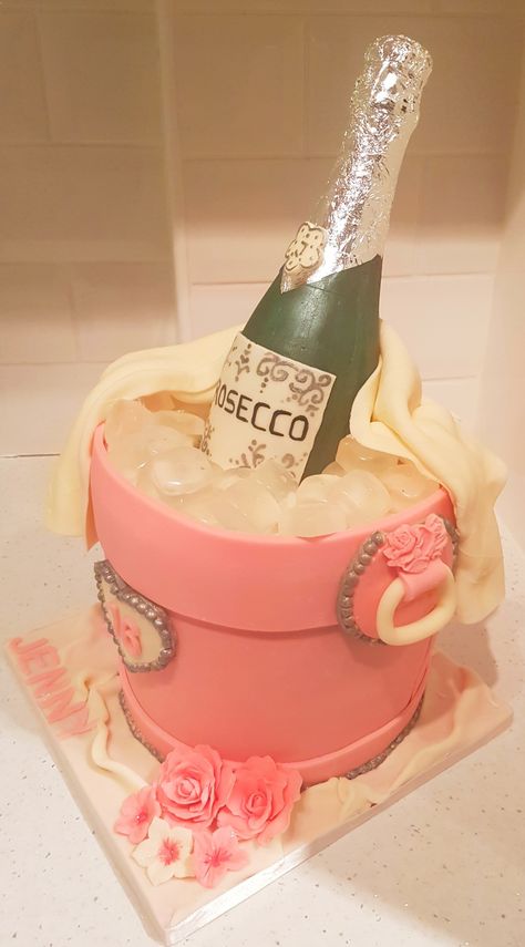 Prosecco Themed Cake, Prosecco Cake Design, Prosecco Cake, Coral Cake, Charlotte Cake, Bake Cakes, 40th Birthday Cakes, Cakes For Women, Ice Bucket