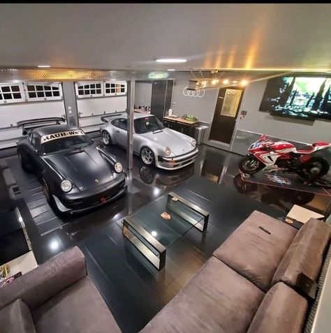 Garage Man Caves, Man Cave Garage Ideas, Motorcycle Man Cave, Cave Diy, Motorcycle Man, Man Garage, Garage Design Interior, Loft House Design, Garage Loft