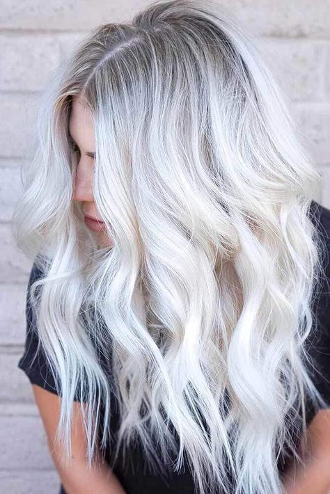 These creative grey hair color ideas are bound to show you grey hair has no age anymore, and perhaps it is time for older ladies to embrace their natural greys too! Platinum Blonde Hair Color, Long White Hair, Icy Blonde Hair, Silver Blonde Hair, White Blonde Hair, Bronde Hair, Blonde Haircuts, Shadow Root, Light Ash Blonde