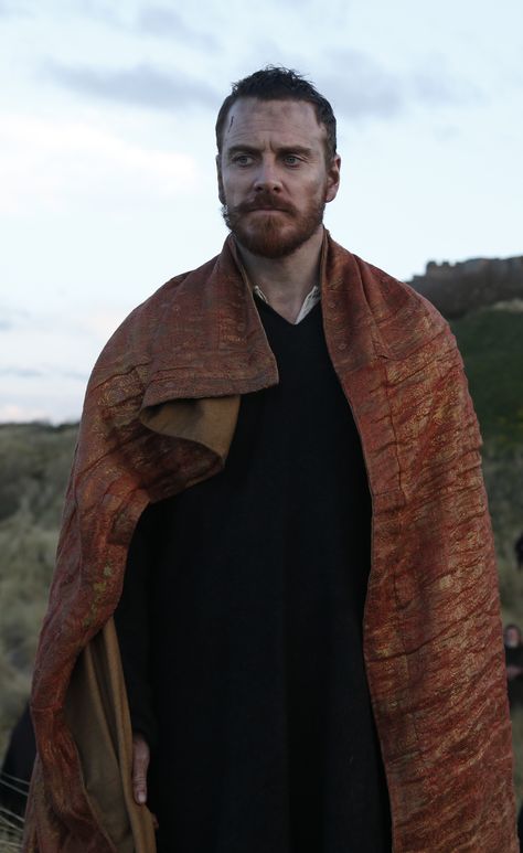 Macbeth plays 9pm tonight 5th October 2016 on Film4, starring Michael Fassbender and Marion Cotillard. Michael Fassbender Shame, Macbeth Play, Macbeth 2015, Macbeth Poster, Dark Wizard, Denis Villeneuve, David Fincher, Marion Cotillard, Alicia Vikander