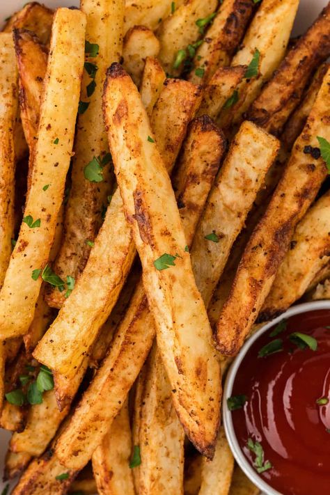 Home Made Fries In Oven, Oven Fries Crispy, Homemade French Fries In Oven, French Fries In Oven, Homemade Fries In Oven, Oven French Fries, Fries Recipe Oven, Fries Homemade, Oven Baked French Fries