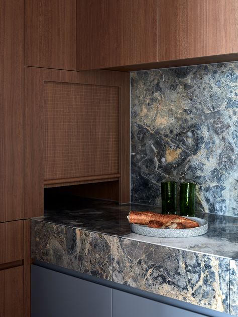 Blue Stone Kitchen, Blue Marble Interior, Emperador Marble Kitchen, Onyx Marble Kitchen Island, Blue Marble Kitchen, Marble Viola Kitchen, Viola Marble Fireplace, Bar Palette, Australia House